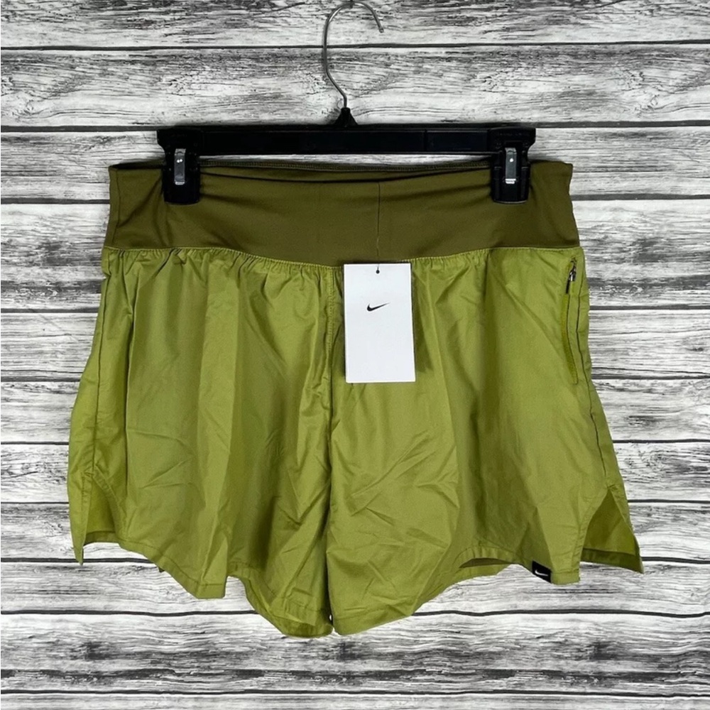 Nike Running Women's Elevated 2 In 1 Run Division Shorts Moss Olive Flak XL